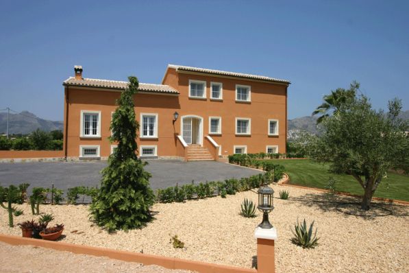 VILLA FOR SALE